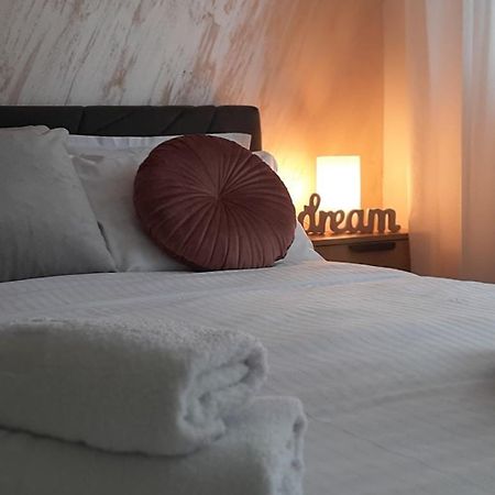 Apartman Kristal Sremska Mitrovica Exteriér fotografie