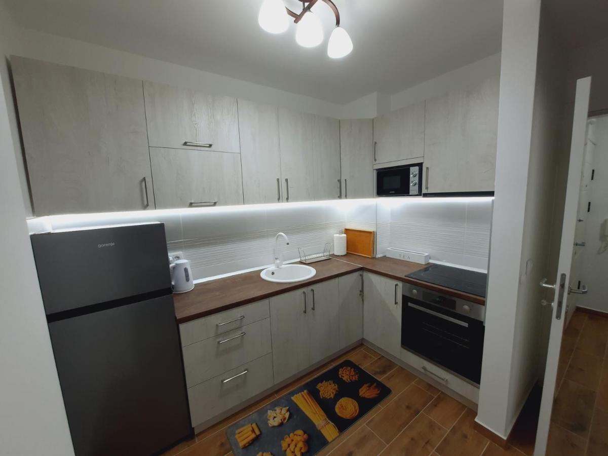 Apartman Kristal Sremska Mitrovica Exteriér fotografie