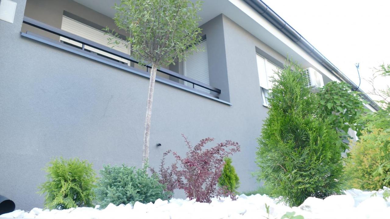 Apartman Kristal Sremska Mitrovica Exteriér fotografie