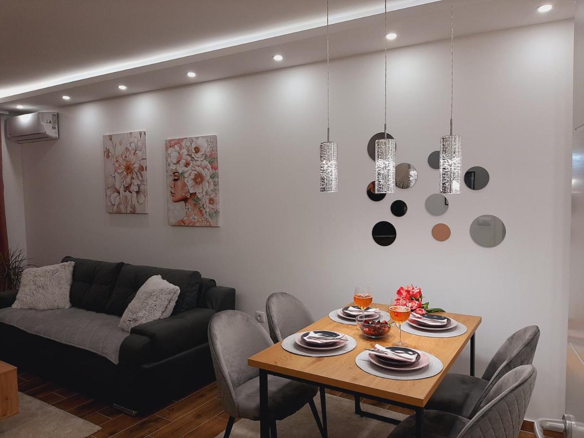 Apartman Kristal Sremska Mitrovica Exteriér fotografie